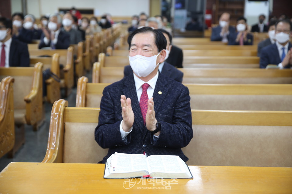 서울지역남전도회연합회 제2차 헌신예배 모습