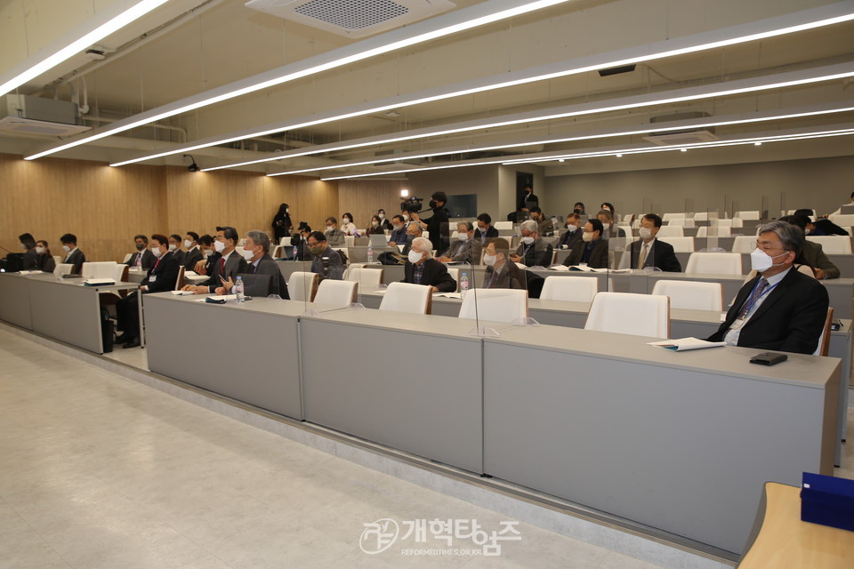 총신대 총동창회 2022년 정기총회 모습