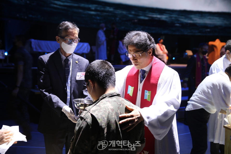 총회군선교회, 논산 「육군훈련소 훈련병 진중세례식」 모습