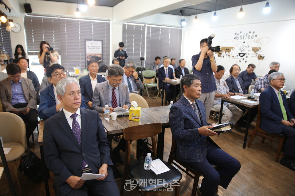 서울지역남전도회, 함께하는교회 방문 연합예배 모습