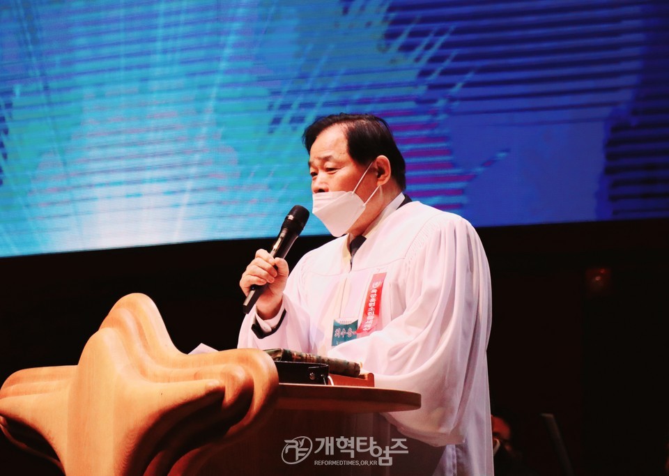 총회군선교회 & 총회군선교부, 「육군훈련소 훈련병 진중세례식」 모습