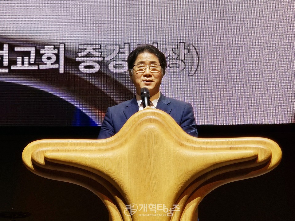 전국남전도회연합회 육군 훈련소 훈련병 진중세례식 모습