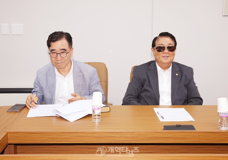 총회 제주선교센터(제주선교 100주년 기념교회)건립 관련 소위원회 모습