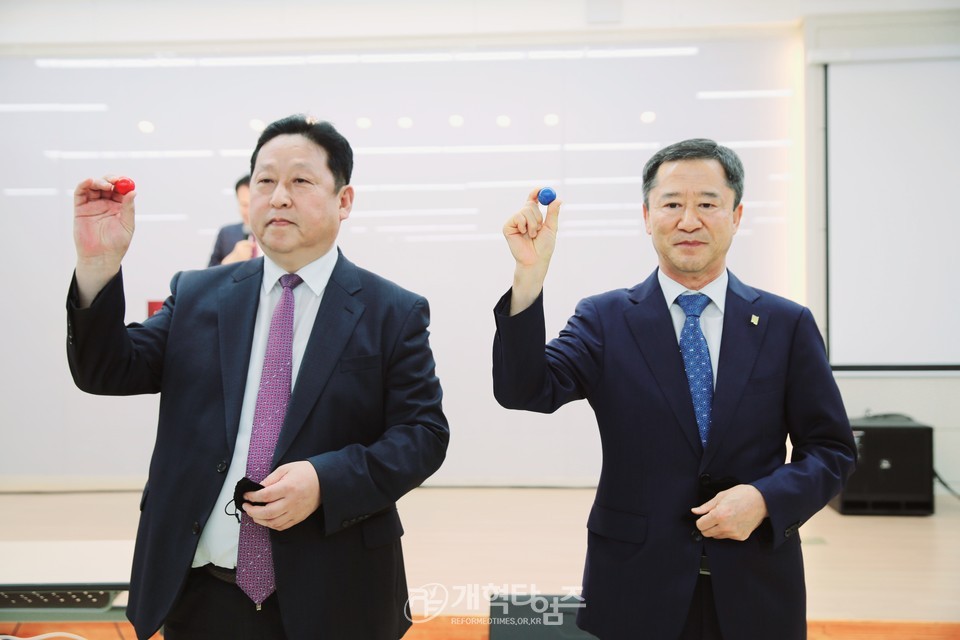제109회 총회 선거 후보자 기호 추첨 모습