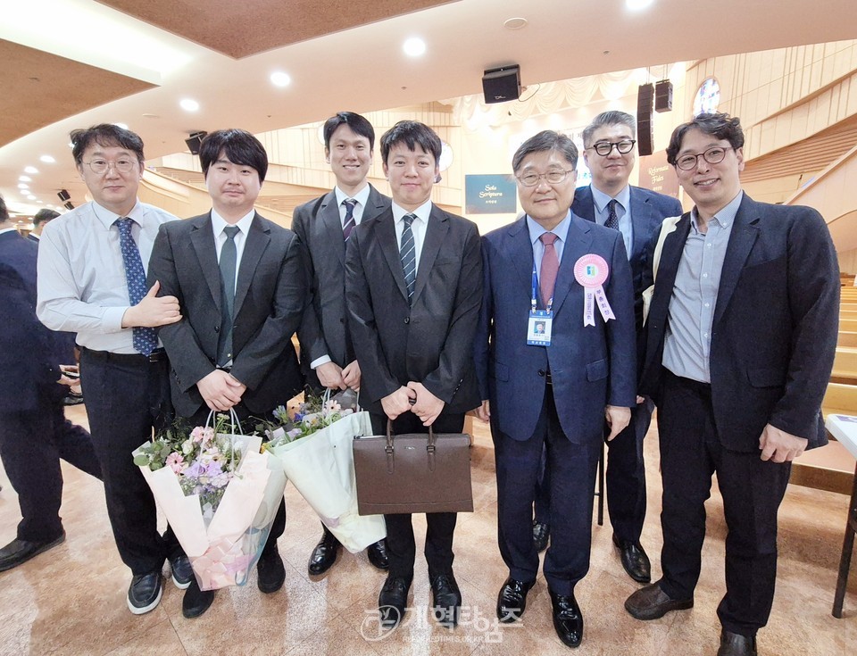 장봉생목사, 제109회 총회 부총회장 당선 모습
