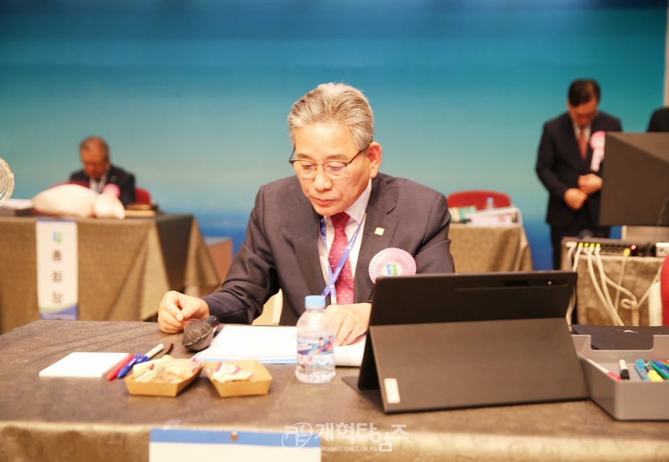 임병재 목사, 제109회 총회 서기 당선 모습