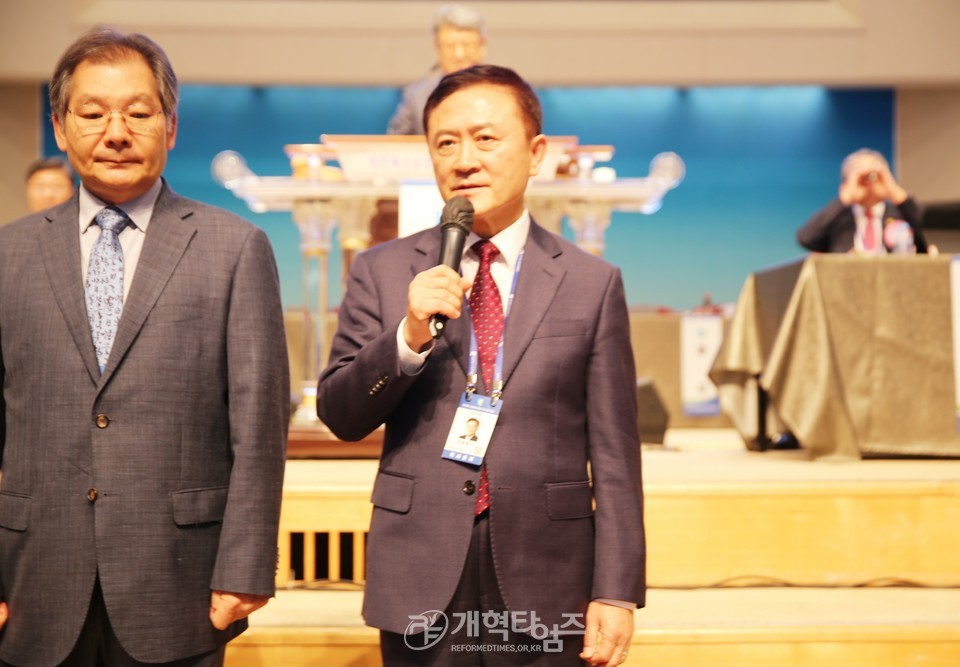 제109회 총회 정치부장 조승호 목사 모습