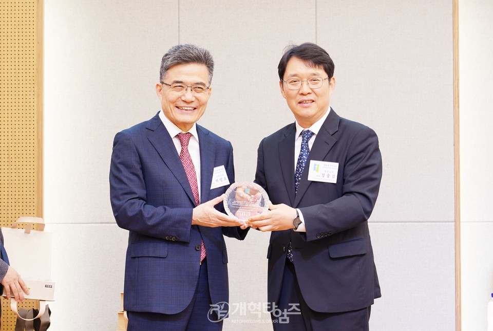 동한서노회 제86회 정기노회 모습