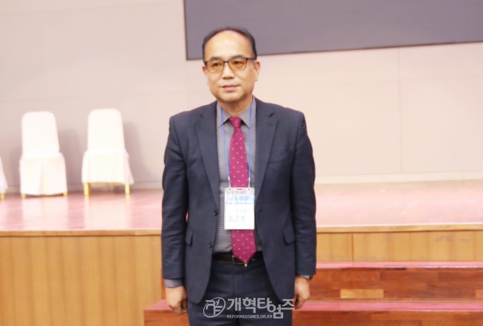 전국남전도회, 전도훈련대회 및 나라와 민족을 위한 기도회 모습