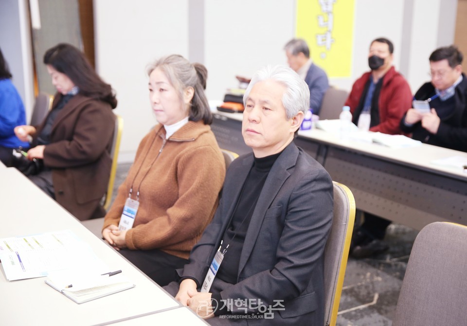 전국남전도회, 전도훈련대회 및 나라와 민족을 위한 기도회 모습