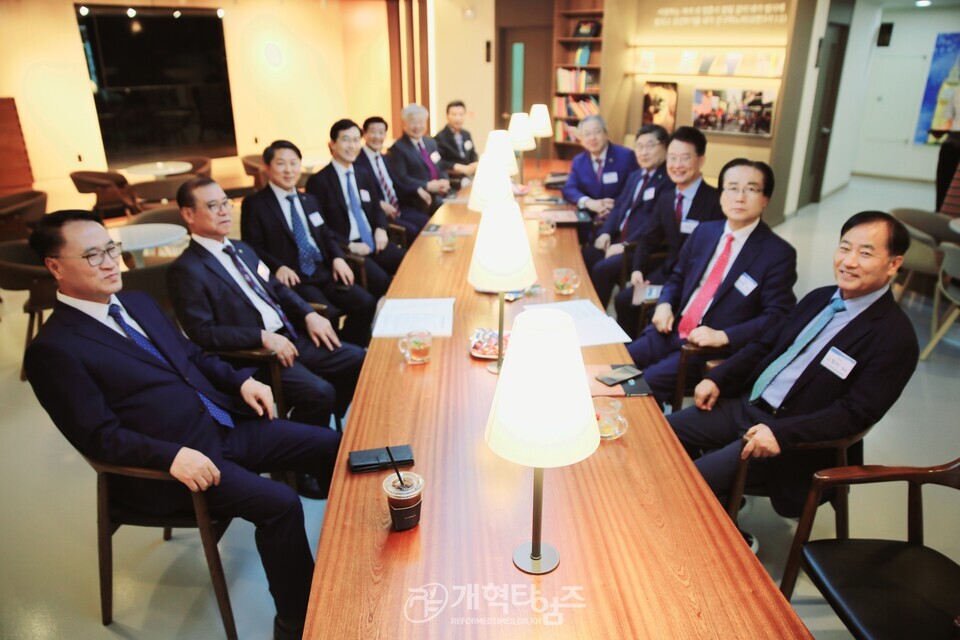 세계개혁주의부흥협의회, 공개세미나 모습(판암장로교회)